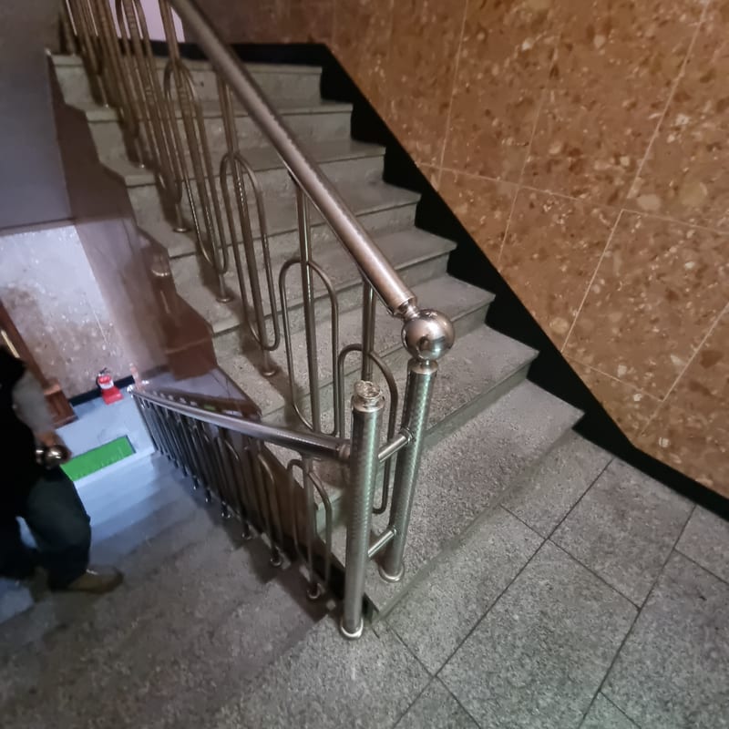 계단난간 손잡이 볼부속 떨어짐 알곤용접 수리